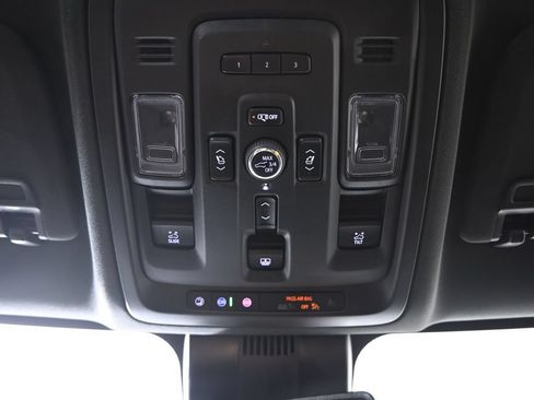 Used 2024 Chevrolet Tahoe RST w/ Luxury Package AWD/4WD image 34