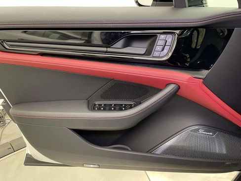 Used 2026 Porsche Panamera GTS image 35