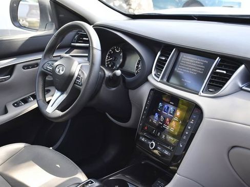 Used 2025 INFINITI QX50 Luxe AWD/4WD image 27
