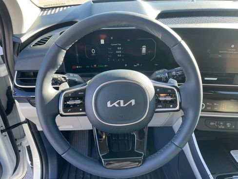 New 2026 Kia Carnival SX Prestige FWD image 13
