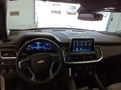 Used 2023 Chevrolet Tahoe LT w/ Luxury Package RWD image 14