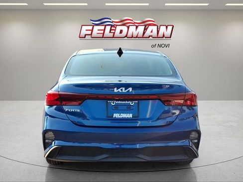 Used 2023 Kia Forte LXS FWD image 4
