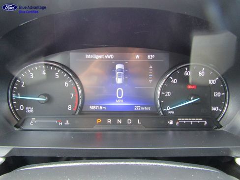 Certified 2022 Ford Explorer XLT w/ Equipment Group 202A AWD/4WD image 18