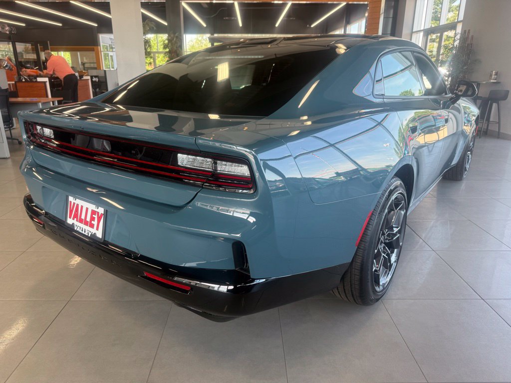 New 2026 Dodge Charger R/T w/ Blacktop Package AWD/4WD image 3