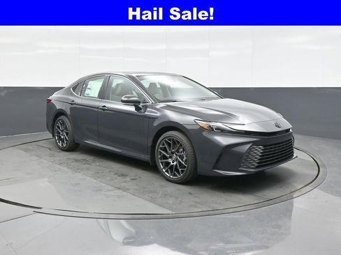 New 2026 Toyota Camry XLE image 1