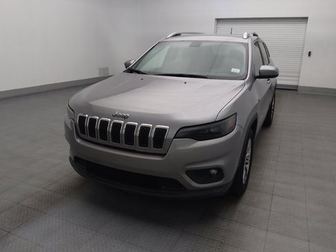 Used 2019 Jeep Cherokee Latitude Plus FWD image 15