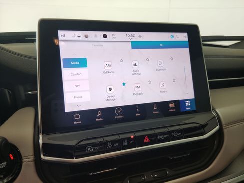 Used 2025 Jeep Compass Limited w/ Elite Group image 24