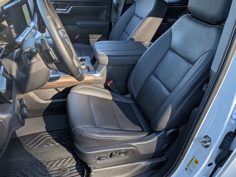 Used 2025 Chevrolet Silverado 1500 LT Trail Boss w/ LT Trail Boss Premium Package image 16