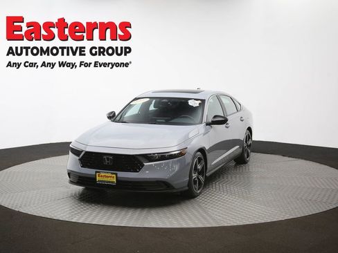 Used 2025 Honda Accord Sport image 55