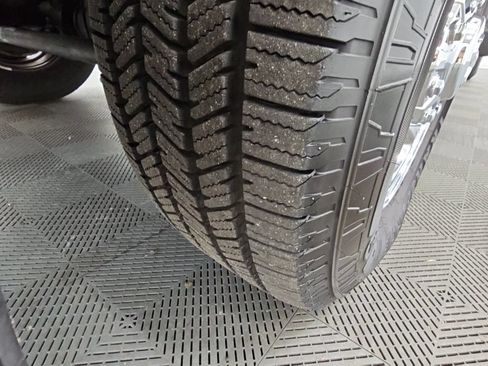 Used 2026 RAM 2500 Tradesman AWD/4WD image 46