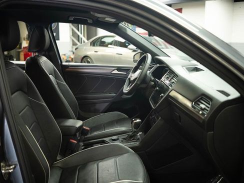 Used 2022 Volkswagen Tiguan SEL R-Line AWD/4WD image 14