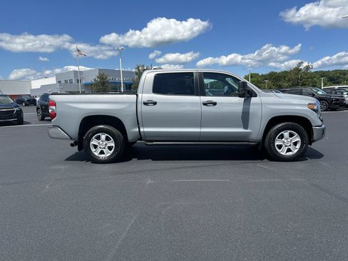 Used 2021 Toyota Tundra SR5 AWD/4WD image 8