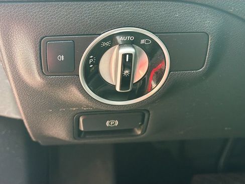 Used 2018 Mercedes-Benz CLA 250 4MATIC image 10