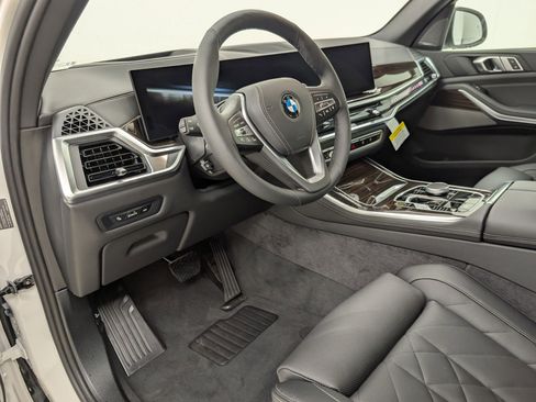 New 2026 BMW X5 xDrive40i image 2
