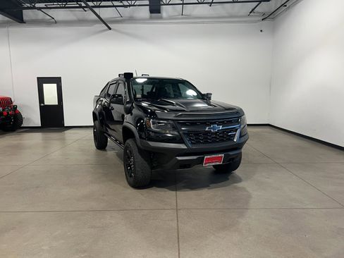 Used 2019 Chevrolet Colorado ZR2 w/ ZR2 Midnight Special Edition AWD/4WD image 1
