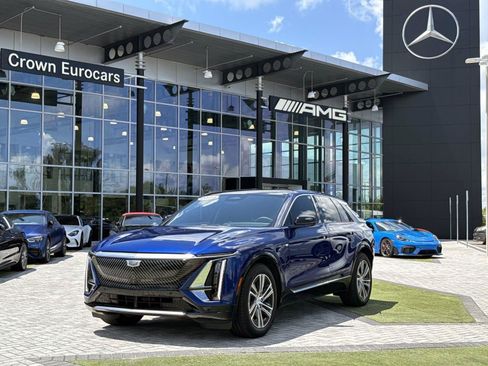 Used 2024 Cadillac Lyriq Luxury RWD image 1
