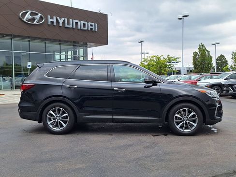 Used 2017 Hyundai Santa Fe SE w/ SE Premium Package 02 AWD/4WD image 2