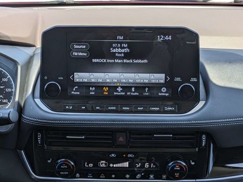 Used 2023 Nissan Rogue SL w/ SL Premium Package FWD image 20