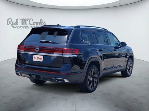 Used 2025 Volkswagen Atlas SE FWD image 5