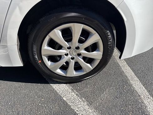 Certified 2023 Toyota Corolla LE image 21