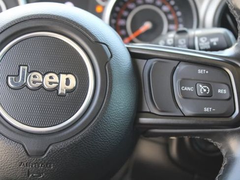 Used 2020 Jeep Wrangler Sport AWD/4WD image 18