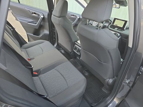 Used 2024 Toyota RAV4 XLE image 17