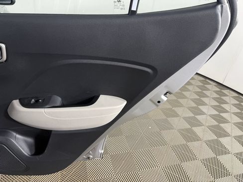 Certified 2026 Hyundai Venue SEL FWD image 25