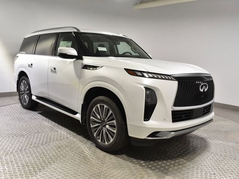 New 2026 INFINITI QX80 Luxe w/ Cargo Package AWD/4WD image 8