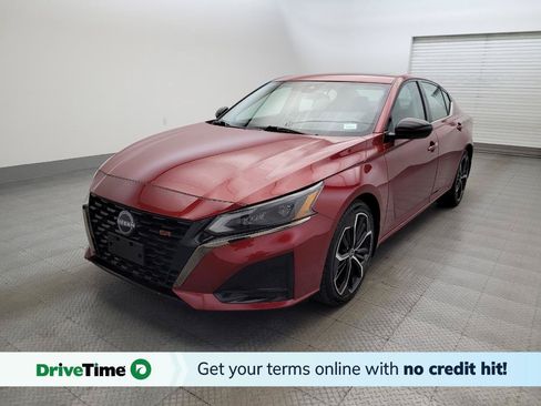 Used 2023 Nissan Altima 2.5 SR w/ SR Premium Package FWD image 1