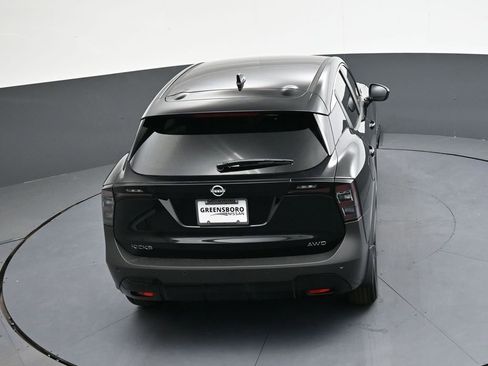 Certified 2025 Nissan Kicks SV image 23