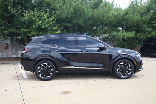 Used 2024 Kia Sportage SX FWD image 5