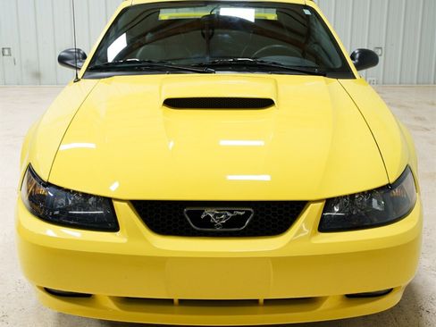 Used 2002 Ford Mustang GT Premium image 14