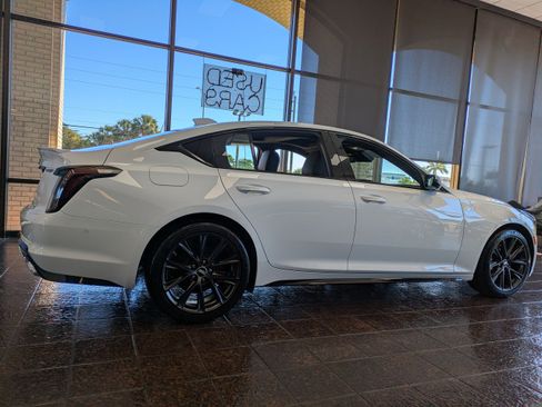 Certified 2025 Cadillac CT5 V image 6