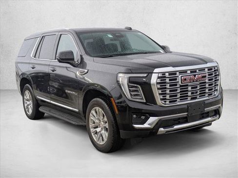 Used 2025 GMC Yukon Denali image 3