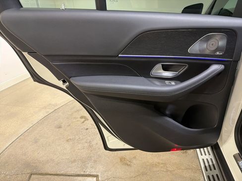 Used 2023 Mercedes-Benz GLE 450 4MATIC w/ Premium Package image 20