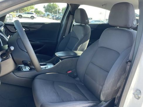 Used 2023 Chevrolet Malibu LT FWD image 24