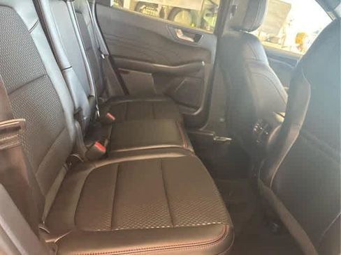 New 2025 Ford Escape ST-Line w/ Cold Weather Package image 31