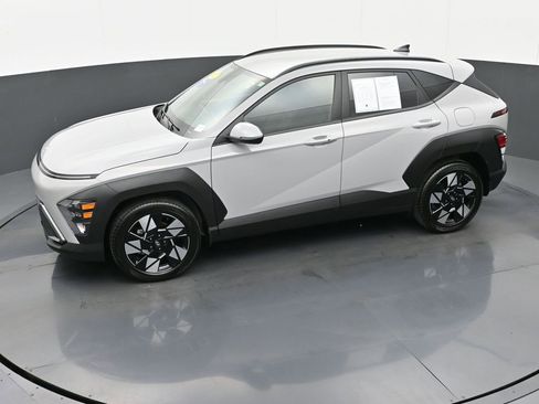 Certified 2025 Hyundai Kona SEL FWD image 35