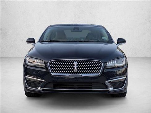 Used 2020 Lincoln MKZ Reserve w/ Elements Package FWD image 2