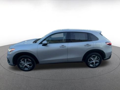 Used 2025 Honda HR-V EX-L image 9