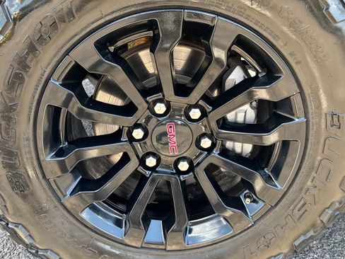 Used 2023 GMC Sierra 1500 AT4X AWD/4WD image 51