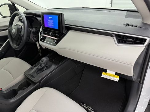 New 2026 Toyota Corolla Cross L image 9