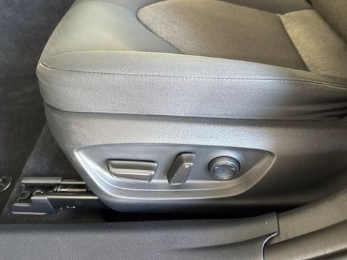 Used 2022 Toyota Camry LE FWD image 15