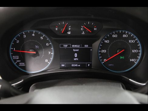 Used 2018 Chevrolet Equinox LT FWD image 8