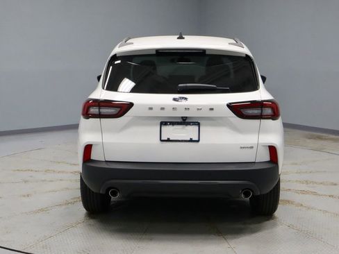 Certified 2025 Ford Escape ST-Line w/ Tech Pack #1 AWD/4WD image 11