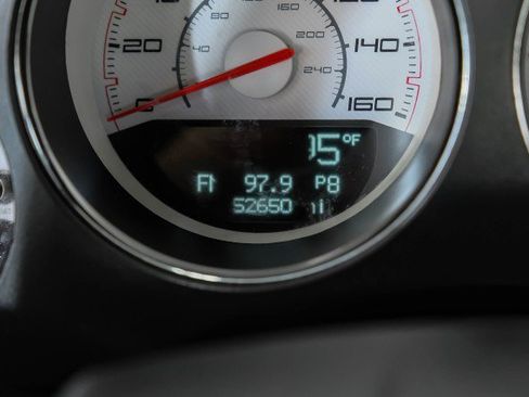 Used 2013 Dodge Challenger R/T RWD image 18