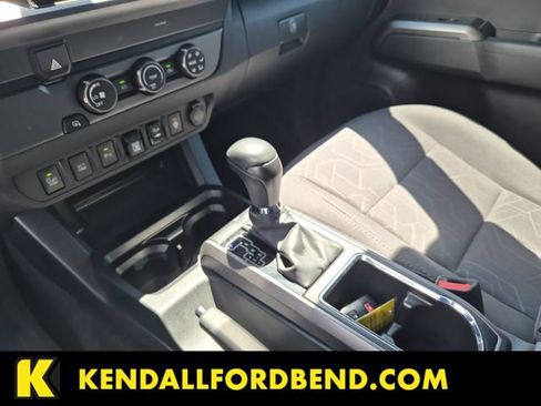Used 2019 Toyota Tacoma TRD Sport w/ Technology Package RWD image 18