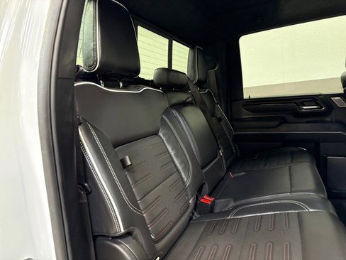 Used 2024 GMC Sierra 2500 AT4X image 74