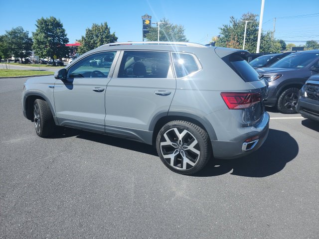 Used 2023 Volkswagen Taos SEL AWD/4WD image 6