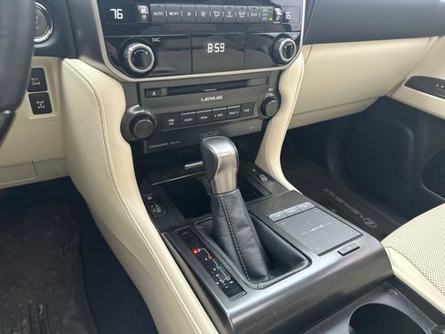 Used 2023 Lexus GX 460 Premium image 23